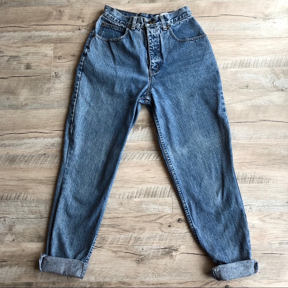 Vintage High Waisted Mom Jeans